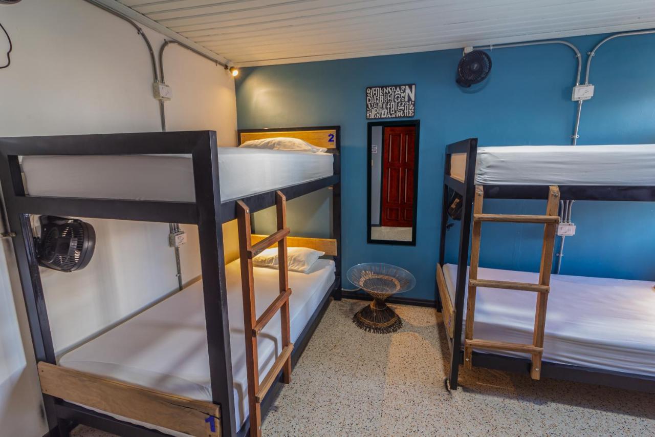 Tambo Hostel Leticia Eksteriør bilde