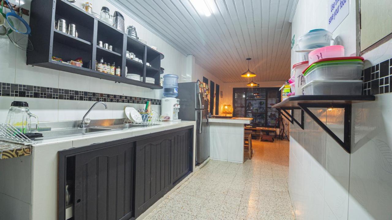 Tambo Hostel Leticia Eksteriør bilde